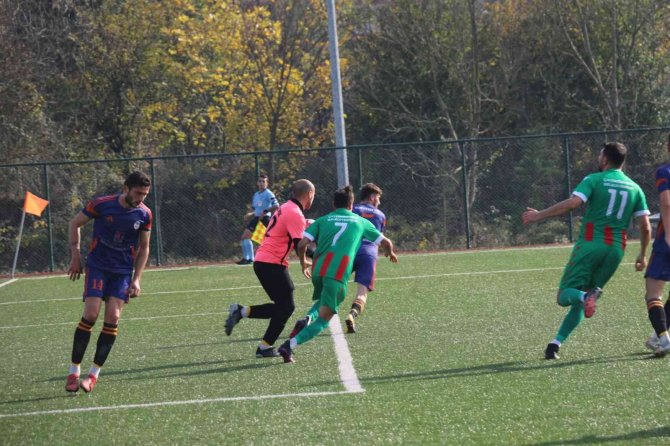 Süper Amatör Lig: Çaydeğirmeni Belediyespor: 1 - İ̇stasyon Gemicilerspor: 1
