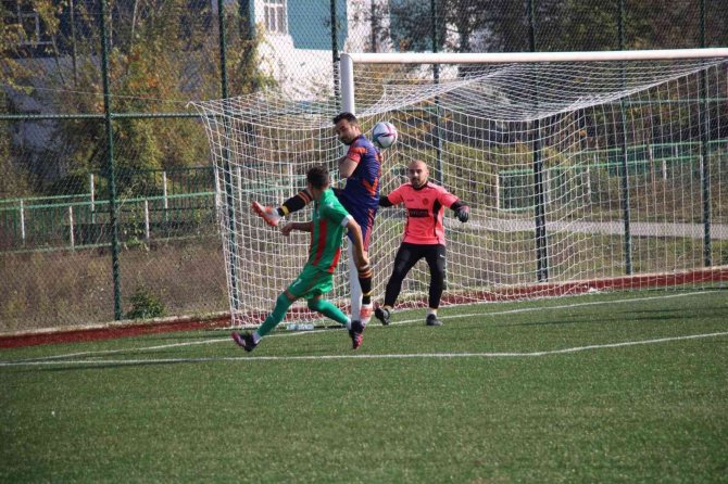Süper Amatör Lig: Çaydeğirmeni Belediyespor: 1 - İ̇stasyon Gemicilerspor: 1