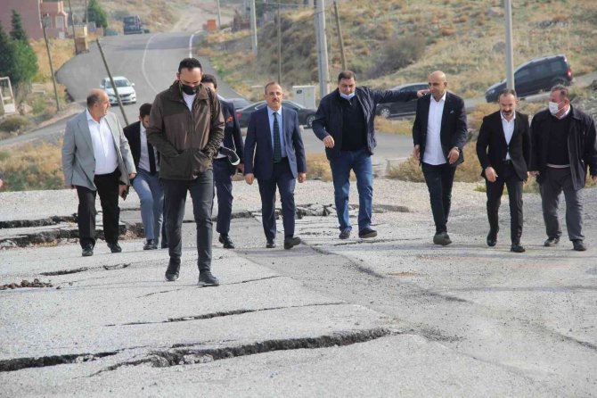 Ürküten Yarıkları Yerinde İnceleyen Ak Partili Sürekli: “Harmandalı Pimi Çekilmiş Bombadır”