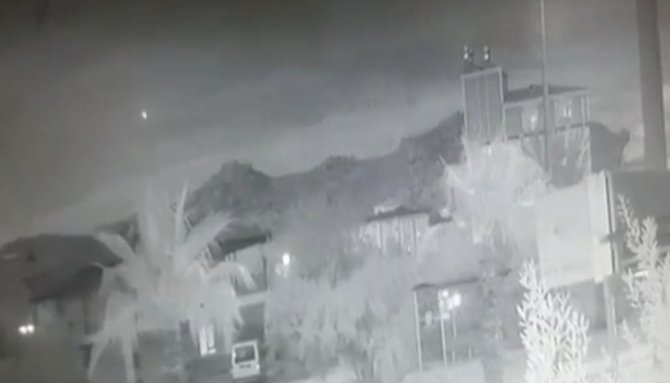 Antalya’da Gökyüzünden Düşen ’Bilinmeyen Cisim’ Şaşkınlığı