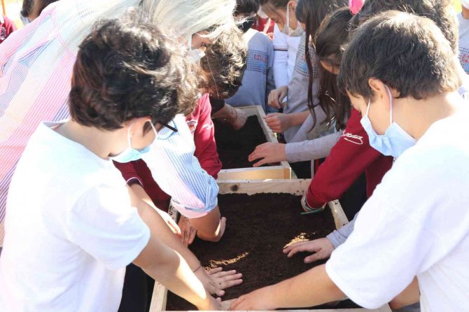 Ata Tohumları, Minik Öğrencilerin Ellerinden Geleceğe Taşınacak