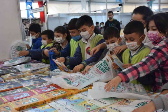 Geleneksel 6. Siirt Kitap Fuarı Sona Erdi