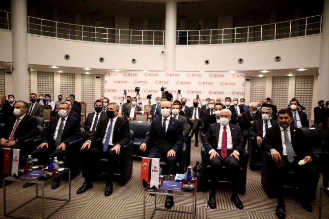 Yök Başkanlığı Öncülüğünde Üniversite Ve Sanayiciler Bir Araya Geldi