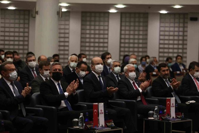 Yök Başkanlığı Öncülüğünde Üniversite Ve Sanayiciler Bir Araya Geldi