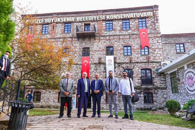 Geleceğin Sanatçıları Burada Yetişiyor
