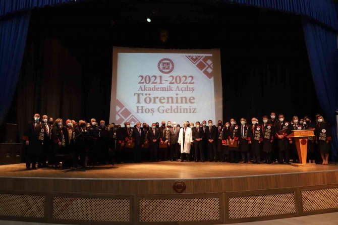 Fırat Üniversitesi’nde Akademik Yılı Açılış Töreni Yapıldı