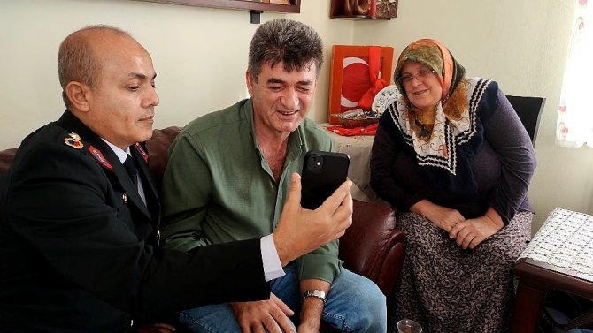 Bakan Soylu Şehit Ailesi İle Görüntülü Konuştu
