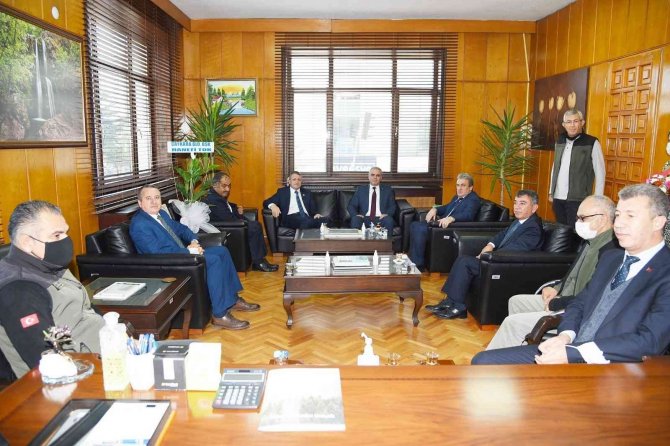 Orman Bölge Müdürü İ̇smail Boz Görevine Başladı