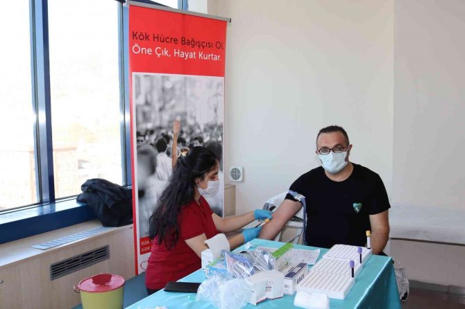 Eğitimin Ardından Kök Hücre Bağışında Bulundular