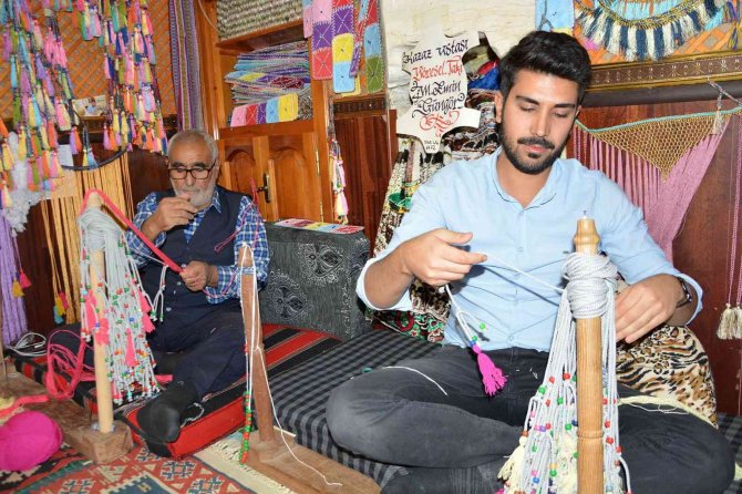 Kazazlık Sanatı Şanlıurfa’da Tek Usta Tarafından Yaşatılmaya Çalışılıyor