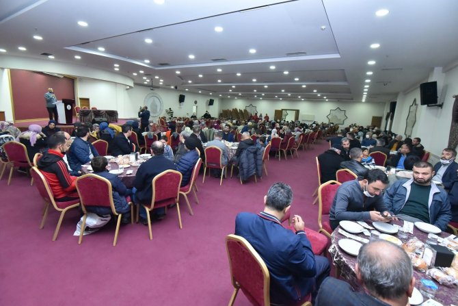 Karatay Kent Konseyi, Gençler Ve Aileleriyle Buluştu