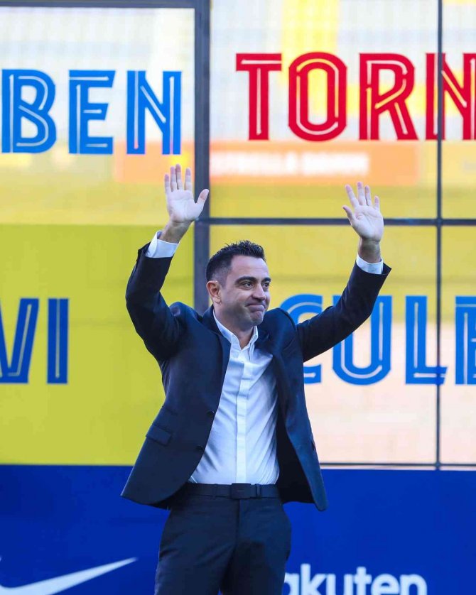 Barcelona’da Xavi Dönemi Resmen Başladı