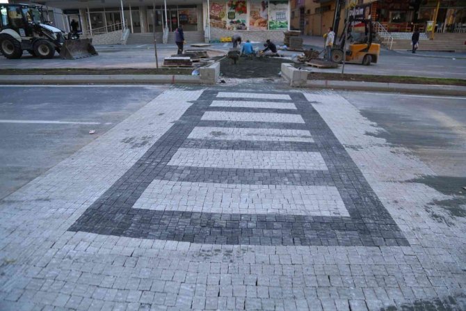 Melikgazi’de Hız Kesiciler İle Ulaşımı Daha Güvenli Hale Getiriliyor