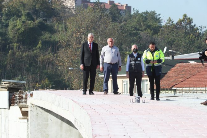 Başkan Yüce: “Sakarya Köprülü Kavşağı’nı Bu Hafta İki Yönlü Olarak Trafiğe Açacağız”