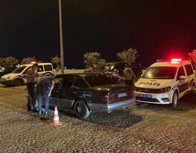 Samsun’da Polisten Şok Uygulama Ve Denetimler