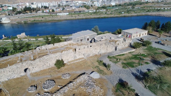 Kaymakam Tunç, Hamidiye Kışlasındaki Restorasyon Çalışmalarını İnceledi