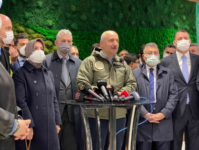 Gayrettepe- İ̇stanbul Havalimanı Metrosunun Test Sürüşünde 120 Km Hıza Ulaştı