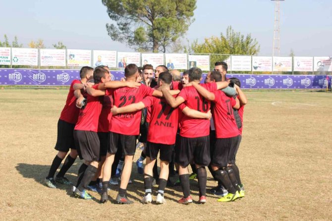 Yunusemre’de ’Yuntdağı Cup’ Futbol Şöleni Başladı