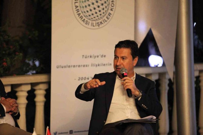 Bodrum’da, Yeşil Mutabakat Ve Türkiye’nin Enerji Gündemi Konuşuldu