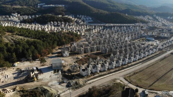 Yapımı Çok Konuşulmuştu, O Evlerle İlgili Yeni Gelişme
