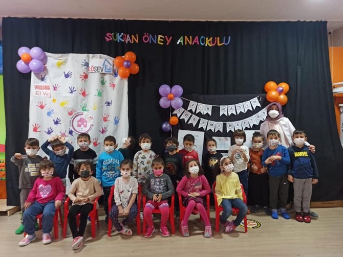 Minik Öğrenciler Yaşama El Verdi