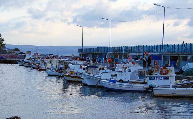 Erdek’te 105 Balıkçıya Destek Parası