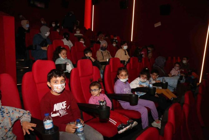 Eyüpsultanlılar İçin Ücretsiz Sinema Keyfi Başladı