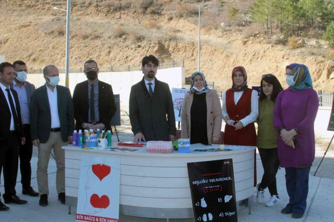 Fidan Dikerek Hayata İz Bıraktılar