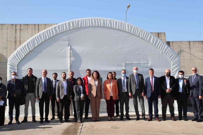 İ̇zmit Belediyesi, İstiridye Mantarı Üretimine Başladı