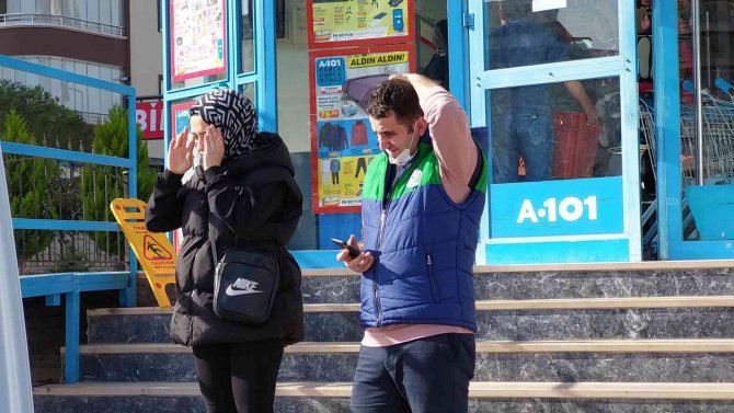 Markette Silahlı Soygun Girişimi