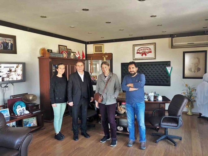 Financial Times Yazarından Kardelen Kestane Şekeri Üretim Tesisine Ziyaret