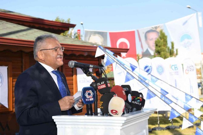 Büyükkılıç’tan İstihdama Destek Verecek Proje; Kayseri Kariyer Merkezi