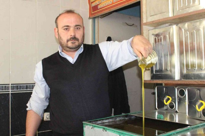 Kilis’te Zeytinyağının Kilosu 33 Tl’den Satılıyor