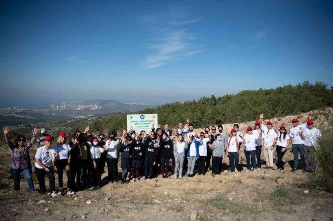 Kuşadası’nda "Çağdaş Yaşam" Ormanı Yeşeriyor