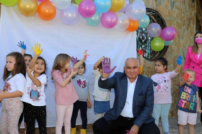 Minik Elleriyle Lösemiye Dikkat Çektiler