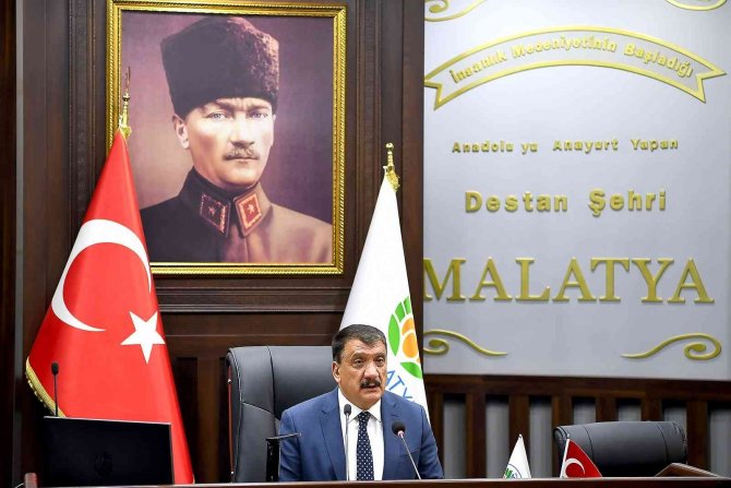 Gürkan, Belediye Yöneticileri İle Toplantı Yaptı