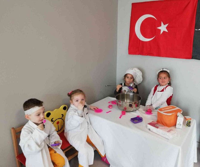 Akdere Bilim Sanat Merkezi Minikleri Ağırladı