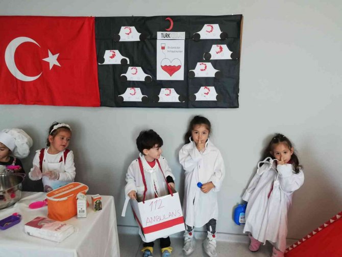 Akdere Bilim Sanat Merkezi Minikleri Ağırladı