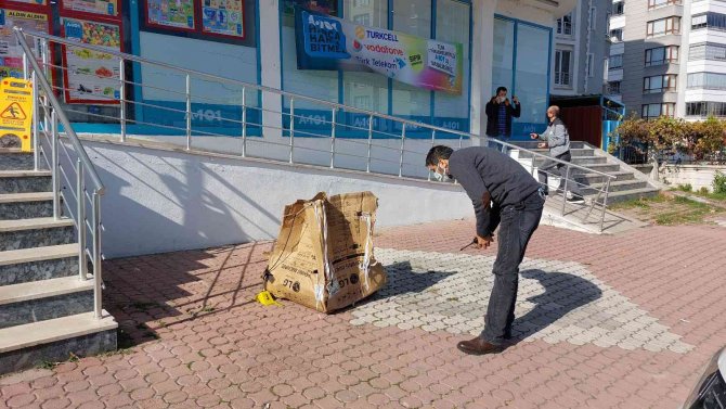 Markette Silahlı Soygun Girişimi