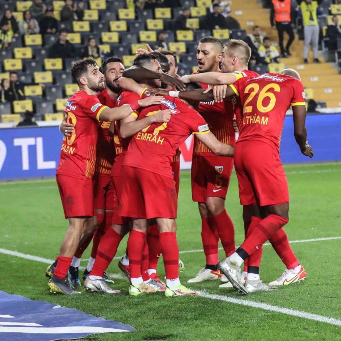 Mario Gavranovic Gollerine Devam Ediyor
