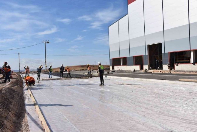 Türkiye’nin İlk Çinko Metal Külçelerini Üretecek Çinko İzabe Tesisinde Sona Gelindi
