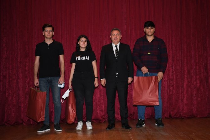 Vali Elban: "Hedefimiz Çocuklarımızın, Gençlerimizin Mutlu Ve Donanımlı Yetişmeleri"