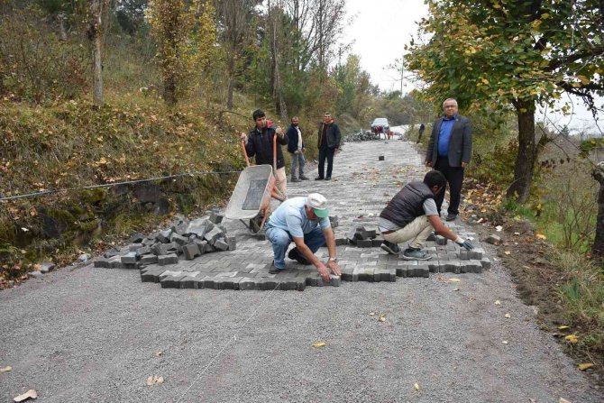 Ormanlı’da Mahalle Yolları Yenileniyor