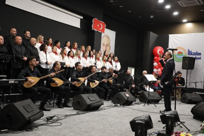 İ̇lkadım Thm Korosu’ndan Türkü Gecesi