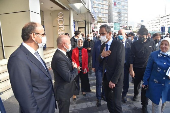 400 Milyonluk Eğitim Yatırımı Müjdesinin 50 Milyonluk İlk Ödeneği Bursa’ya Aktarıldı