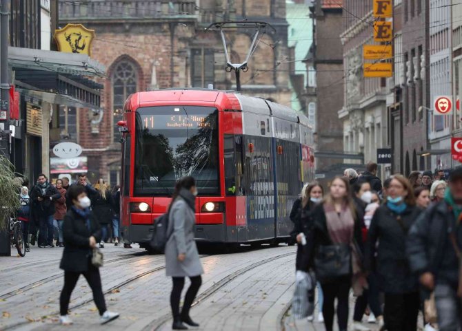 Almanya’da Korona Virüs Salgınında Vaka Rekoru