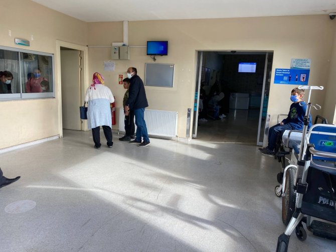 Bartın’da Çok Sayıda Öğrenci Mide Bulantısı, İshal Ve Kusma Şikayeti İle Hastaneye Başvurdu