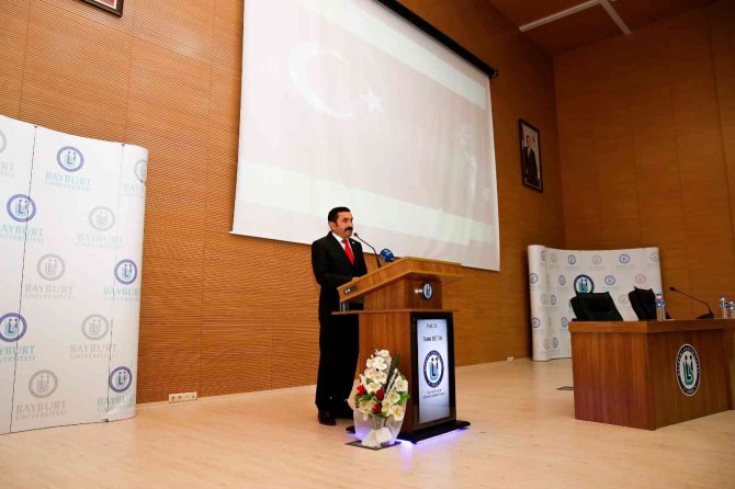 Bayburt Üniversitesinden ‘Bilinmeyen Yönleri İ̇le Atatürk’ Konferansı