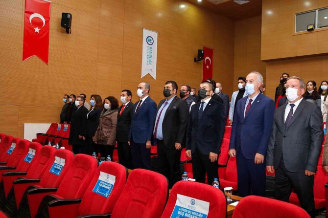 Bayburt Üniversitesinden ‘Bilinmeyen Yönleri İ̇le Atatürk’ Konferansı