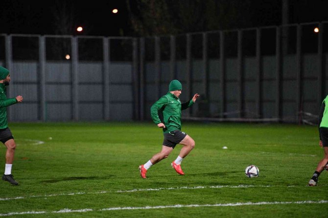 Bursaspor’da İ̇stanbulspor Maçı Hazırlıkları Başladı